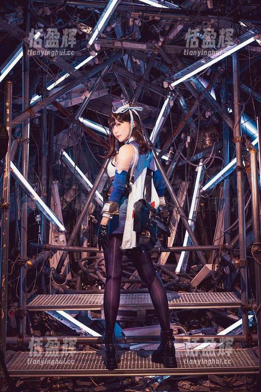 精选ElyEE子写真集：CyberGirlBLANCHE，谁说科技感和可爱不能撞个满怀？