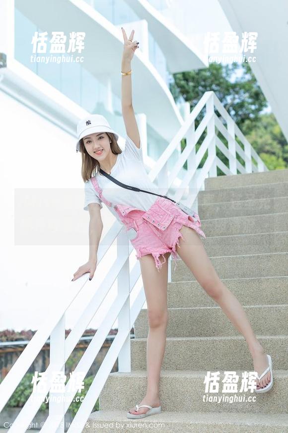 IMiss爱蜜社 - 黄歆苑校服写真，连圣光都没敢靠近，依然是美图中的一股清流。