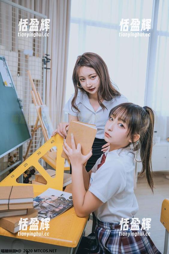 喵糖映画的天台少女图包，高清直击你的少女心！