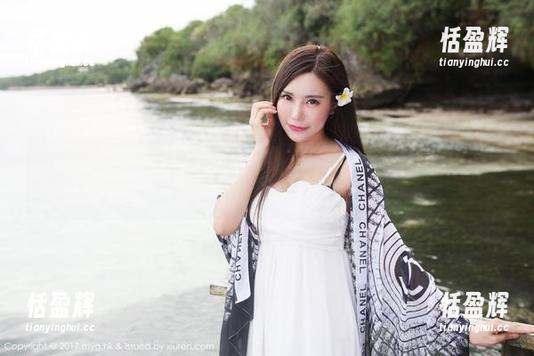 MyGirl美媛馆 - 无圣光也不怕，Manuela玛鲁娜的裸足，一个简单的套图，却意外很抓人。