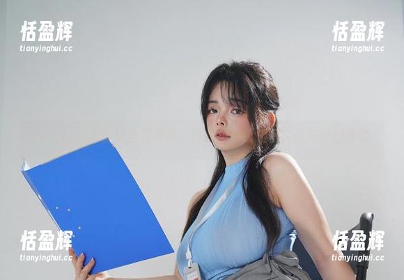 NinJa阿寨寨 NinJa阿寨寨黑色写真集,诠释“少即是多”这句话的真谛