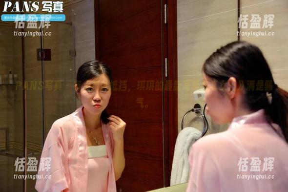PANS写真-琪琪 PANS写真 - 有点难以抵挡,琪琪的最新写真集《女王》满是骚气。