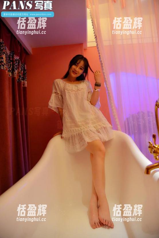 PANS写真-美惠子 PANS写真 - 无圣光,镜头下的美惠子:镂空的另一面
