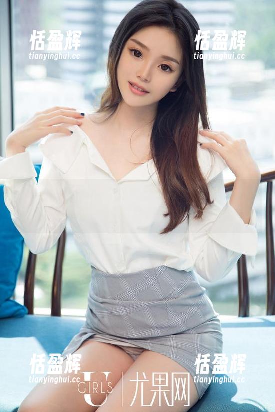 UGirls尤果网 - 林妃媛的夏日写真，毫无圣光，但每一张图片都在发微弱的光。