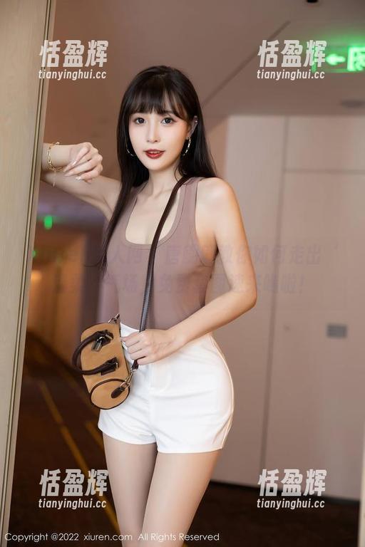 Xiuren秀人网-唐翩翩 Xiuren秀人网 - 唐翩翩教你如何走出‘温柔’气场,免费套图速来瞧啦!
