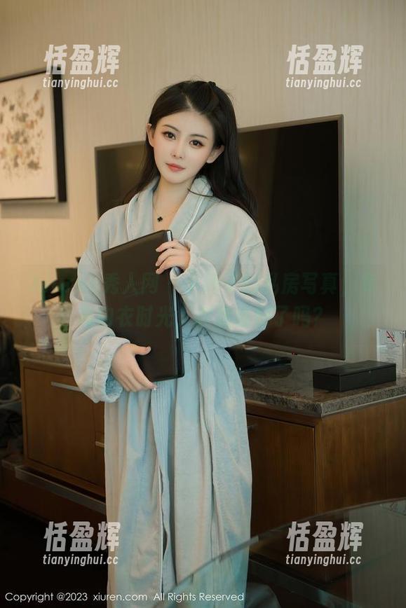 Xiuren秀人网 - 小纯子的私房写真，专属内衣时光，你准备好了吗？