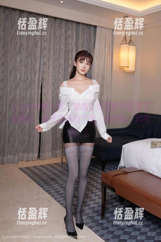 Xiuren秀人网 - 柚柚小奶瓶豹纹图集又来更新，毫不掩饰的个性，难得的“脱线风”！