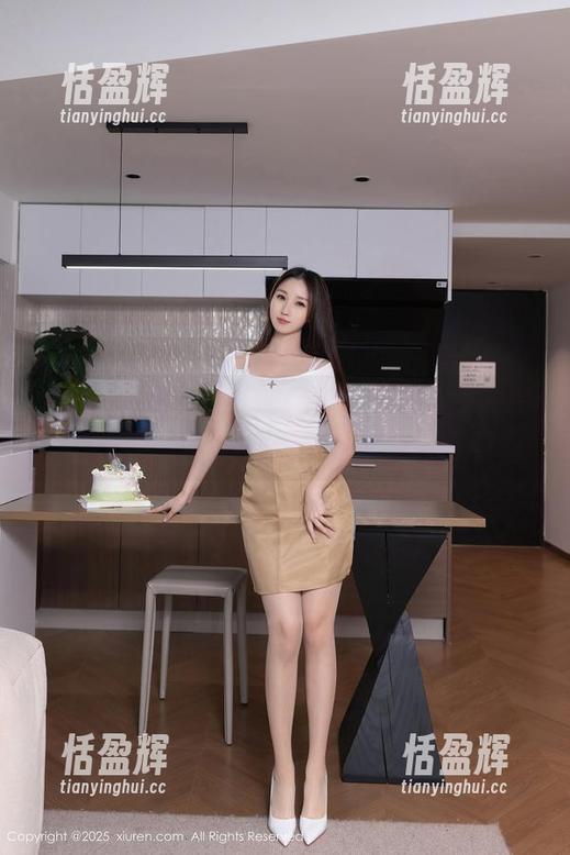 Xiuren秀人网 - 静颜宁再现清纯图册——这种气质真得像是电影里的场景