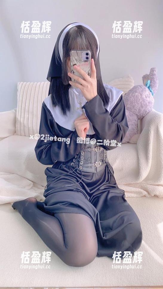 看看二阶堂宅绘子的春日，战斗性满满的写真套图