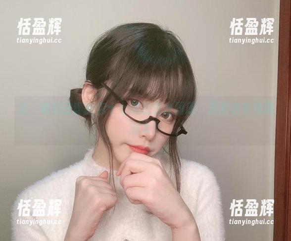 你十七鸽 走,咱们去翻翻你十七鸽的蕾丝图册,居然也有免费版本?