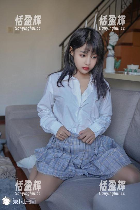 分享一下兔玩映画的JK白无本，怎能错过那抹粉色？