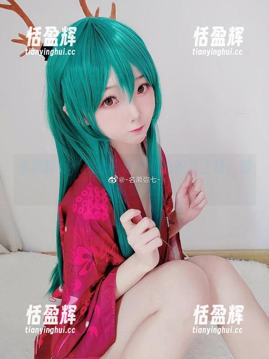 名赖弥七，全新写真集《毛衣》上线，期待值破表！
