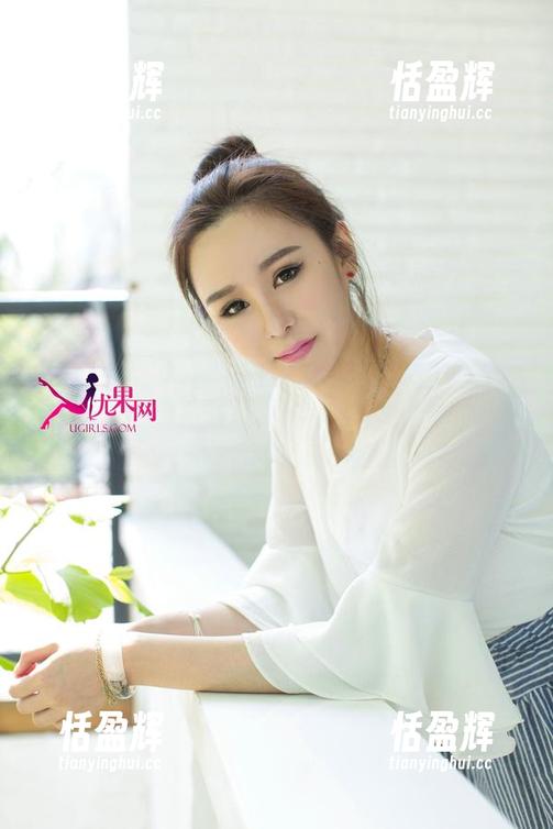 尤果网 - 韩恩美的毛衣，高清下载，暖到让人想要穿上它！