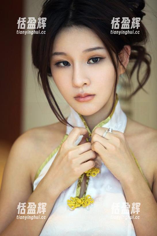 推女郎 - 最新白裙合集，谭冰让你“一秒钟”就变身女神！