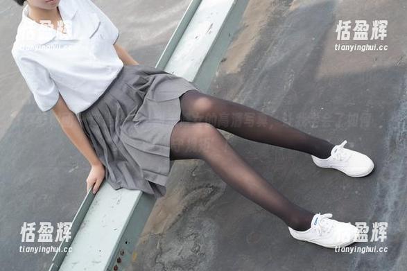 森萝财团 - 这是什么，甜米修女的高清写真，让我学会了如何‘守规矩’！