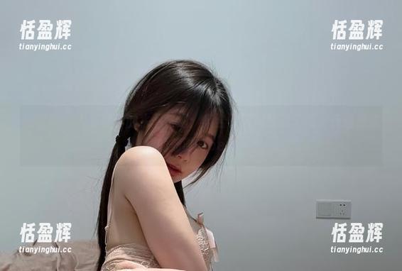 火龙果羊 微密圈 - 火龙果羊的水下奇遇:集合了死库水的美图,传递浓浓的郊游vibes!