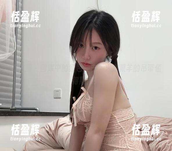 微密圈 - 图库中的红色冲击，火龙果羊的吊带值得期待！