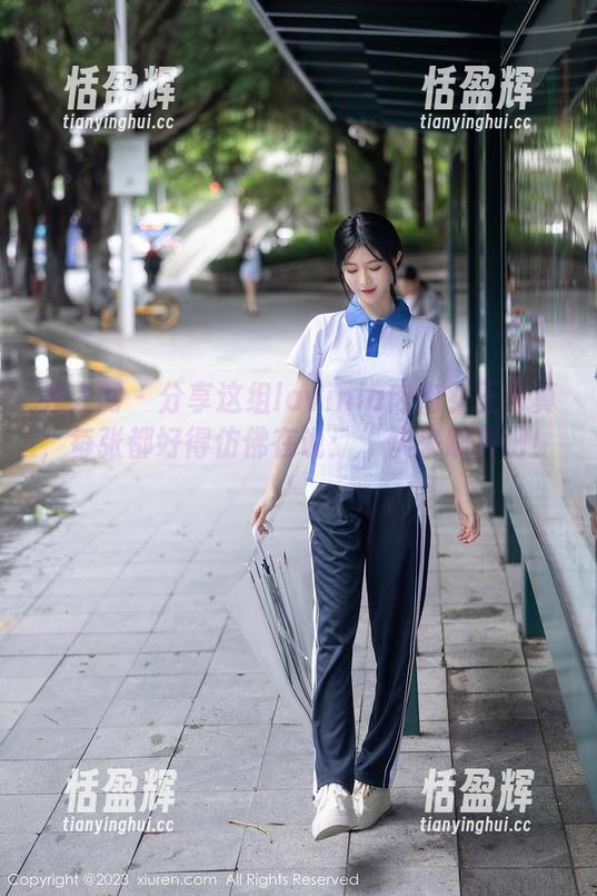 秀人网 - 分享这组lavinia肉肉女王写真，每张都好得仿佛在说：‘快来跪拜吧！’