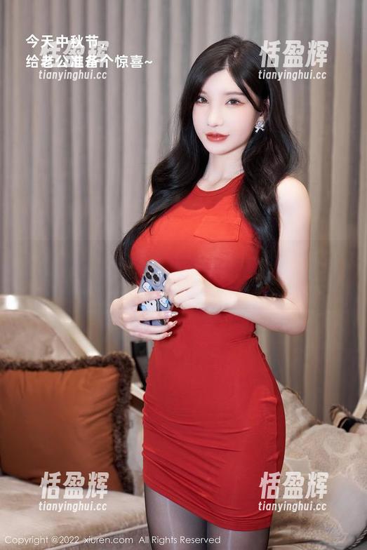 秀人网 - 俞漫的白衬衫在线，衣服也能有个性？