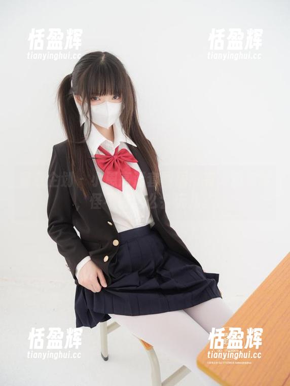 紧急企划 - 小恩高清套图居然有内部定制，怪不得这么会玩儿。
