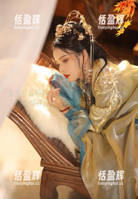 为什么苏嫣嫣阿姨的JK图片在线后我总觉得心情特别好，这到底是怎么回事？