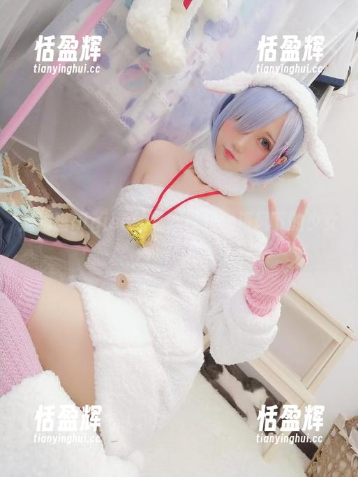 魔物喵nigisa的鱼眼视角：海风下的少女高清写真集