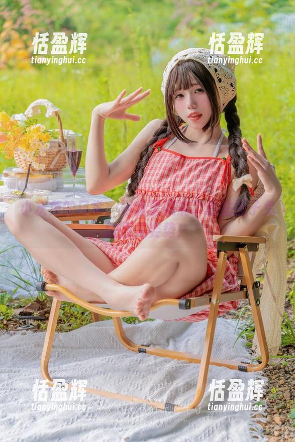 小灰兔的日常：网盘里藏满了黏黏团子兔的撩人姿势！